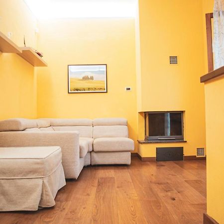 Il Mughetto - Appartamento Con Terrazza Privata San Quirico dʼOrcia المظهر الخارجي الصورة
