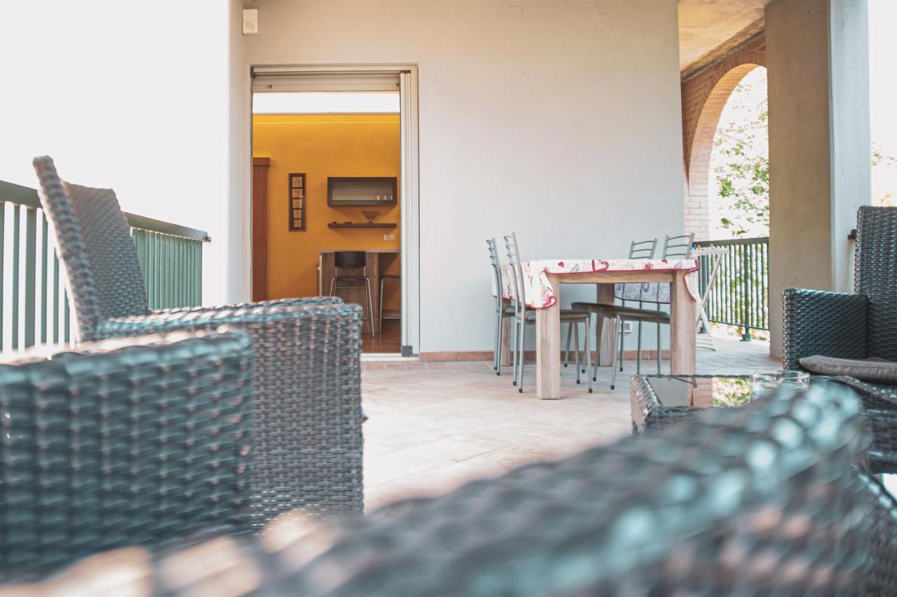 Il Mughetto - Appartamento Con Terrazza Privata San Quirico dʼOrcia المظهر الخارجي الصورة