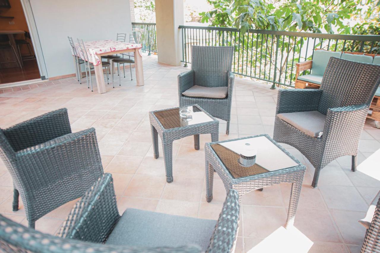 Il Mughetto - Appartamento Con Terrazza Privata San Quirico dʼOrcia المظهر الخارجي الصورة